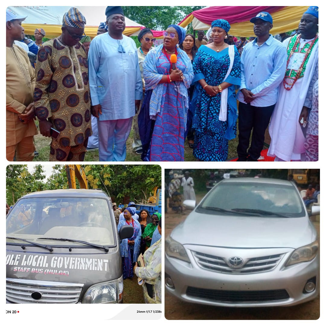 Just In: Olatunji Gifts Oluyole LG Legislative House Leader New Car as NULGE Receives 18‑Seater Bus